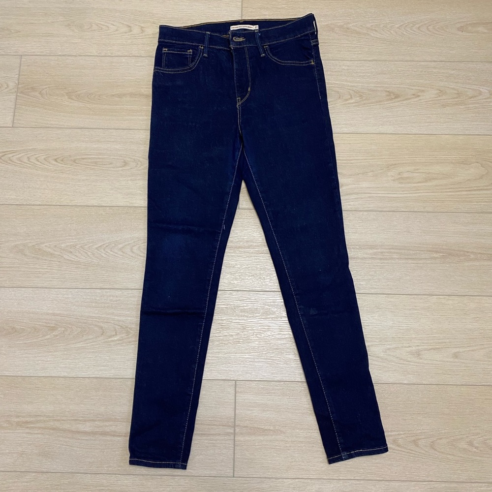 Levi’s 720 High Rise Super Skinny Jeans
